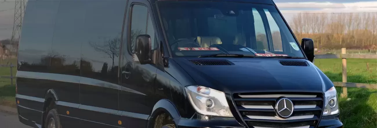 Mini bus